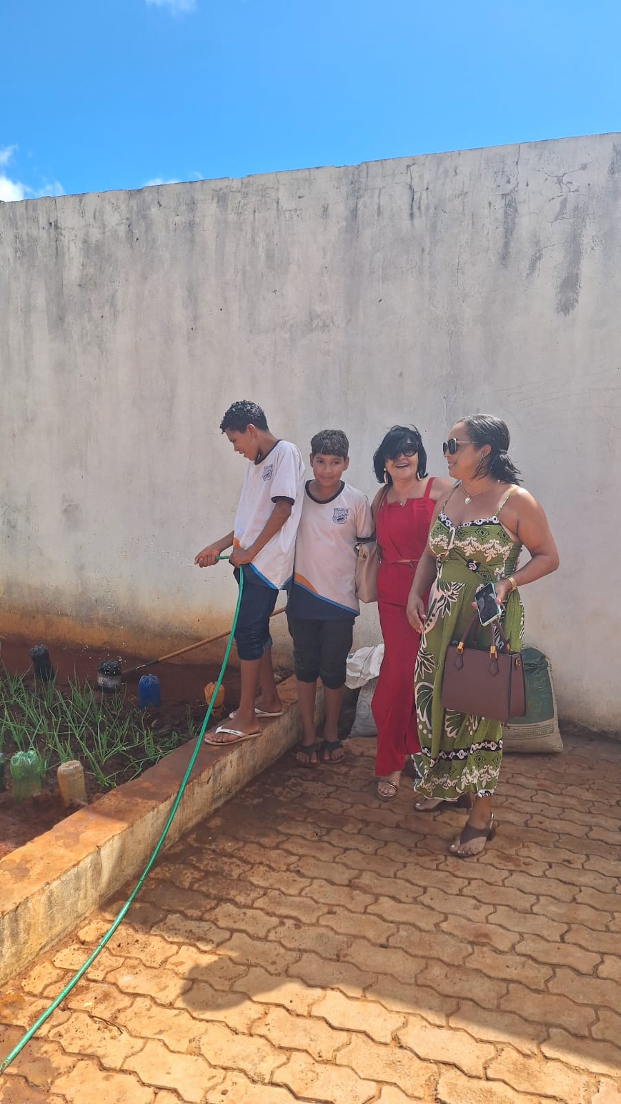 Visita às escolas